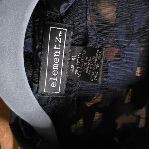 Elementz Black Textured Blouse - Picture 2 of 5